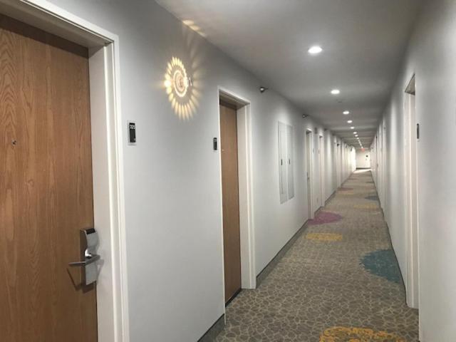 Days Inn By Wyndham Great Lakes Naval Base North Chicago Eksteriør bilde