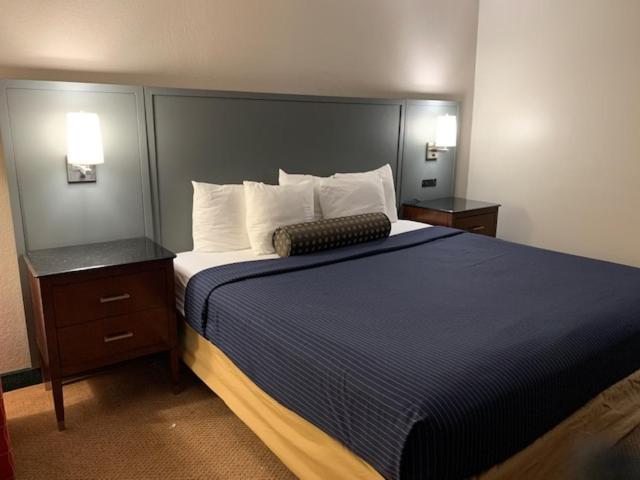 Days Inn By Wyndham Great Lakes Naval Base North Chicago Eksteriør bilde