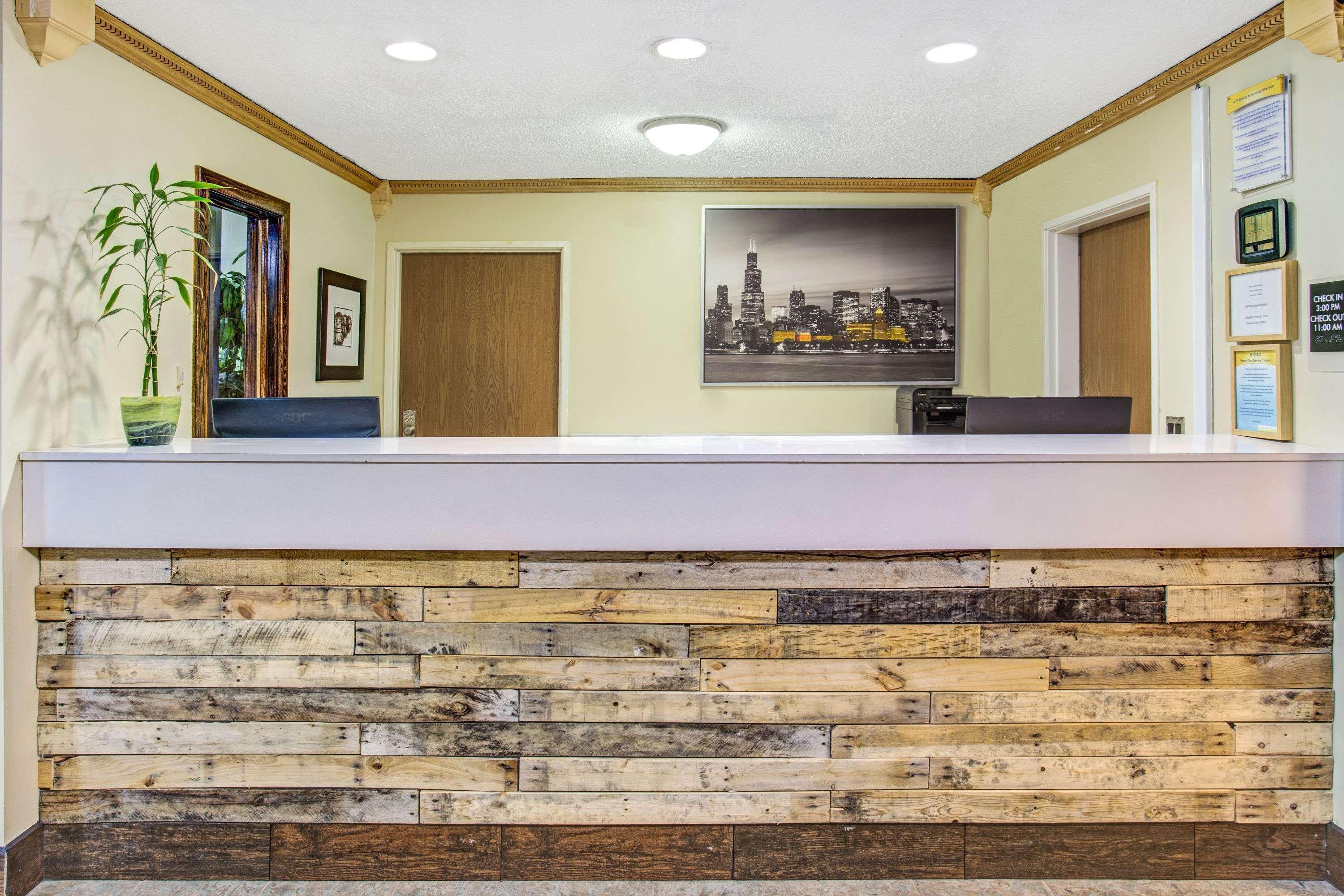 Days Inn By Wyndham Great Lakes Naval Base North Chicago Eksteriør bilde