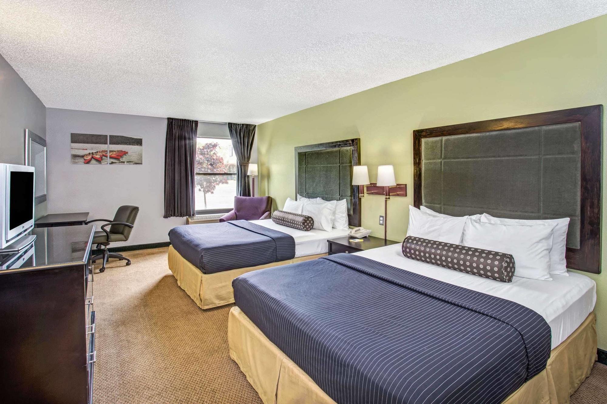 Days Inn By Wyndham Great Lakes Naval Base North Chicago Eksteriør bilde