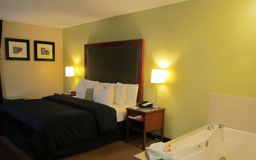 Days Inn By Wyndham Great Lakes Naval Base North Chicago Eksteriør bilde