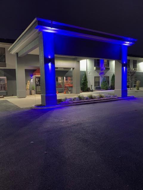 Days Inn By Wyndham Great Lakes Naval Base North Chicago Eksteriør bilde